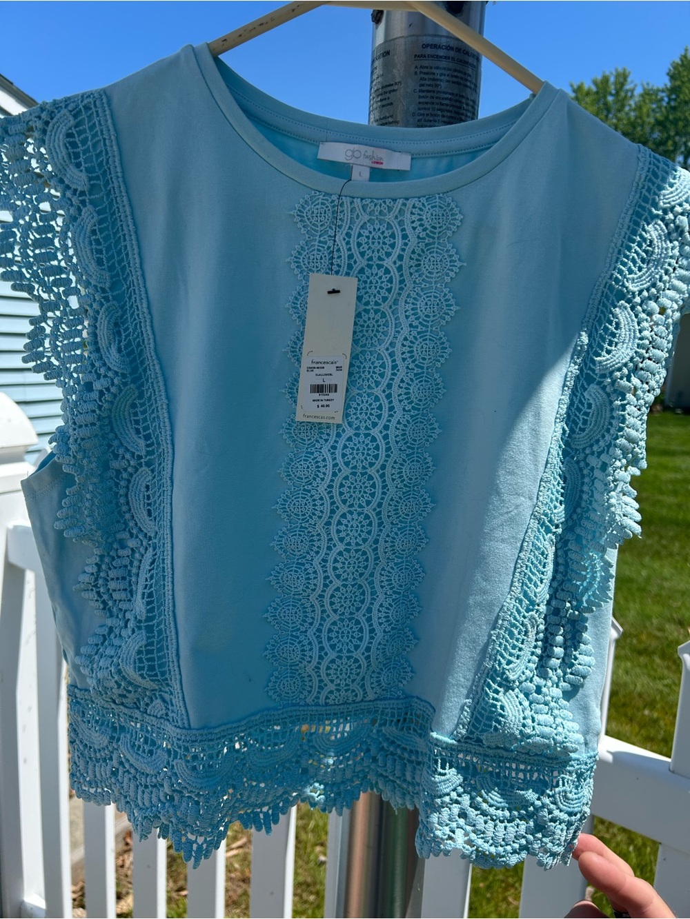NWT FRANCESCA Collections Light Blue Lace-Trim Sleeveless Tank W/ Scoop, Slits